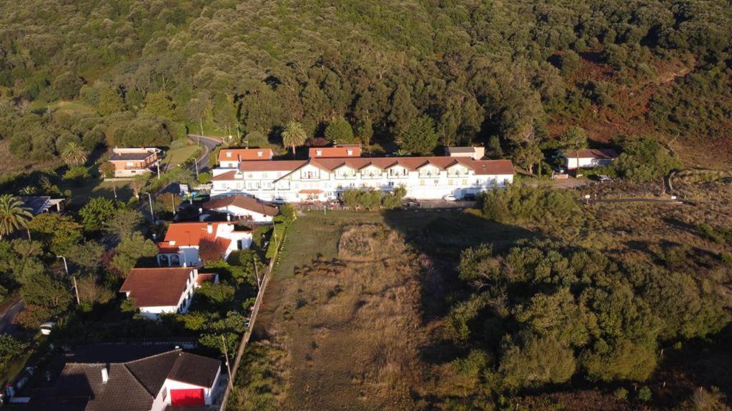 Hostal De Berria Santoña المظهر الخارجي الصورة